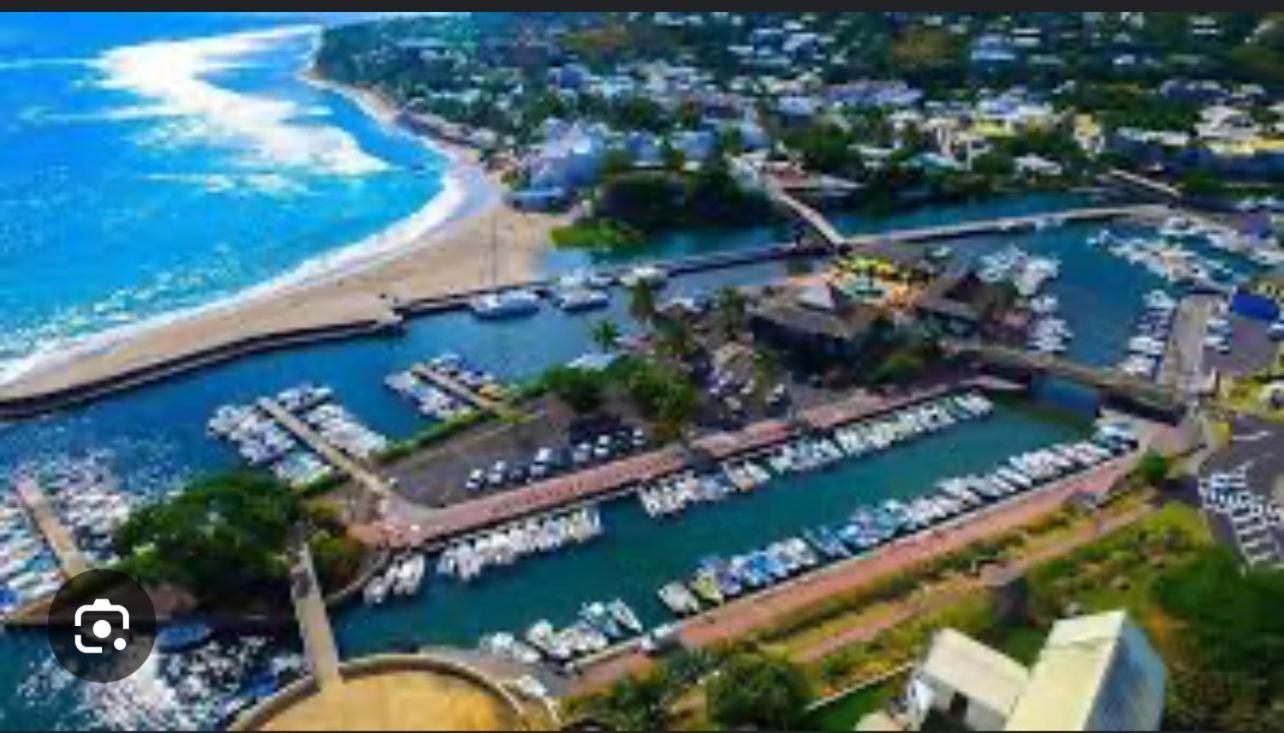 Case A Roches Saint-Gilles-les Bains Bagian luar foto