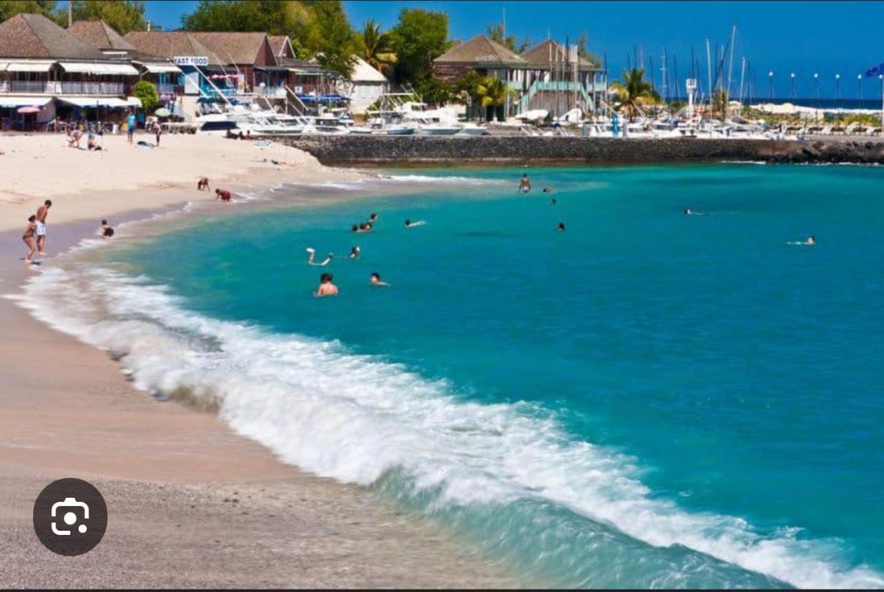 Case A Roches Saint-Gilles-les Bains Bagian luar foto
