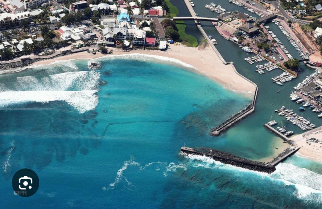 Case A Roches Saint-Gilles-les Bains Bagian luar foto